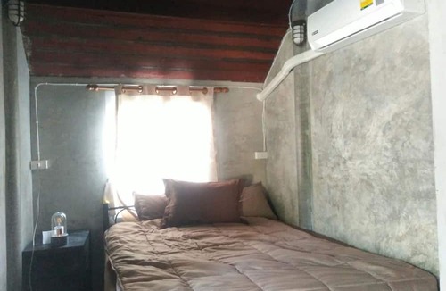 Wat Ket House | Solar Ville