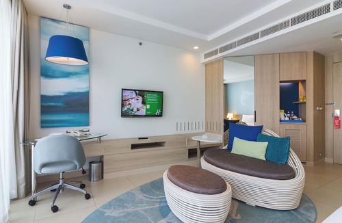 Pattaya Bay Hotel | Holiday Inn Pattaya by IHG