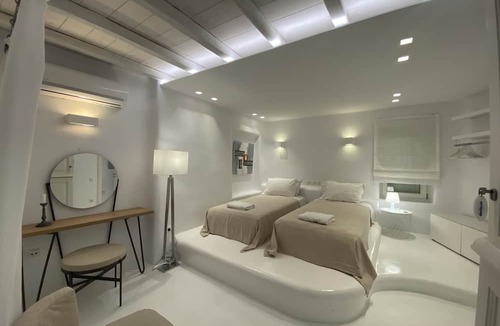 Agios Ioannis Villa | Villa Alessandra - Near Ornos Beach