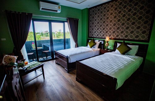 Nai Mueang Hotel | Chunlee Grand Hotel