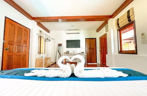 Sop Poeng Hotel | Bamboo Grove Chiang Mai