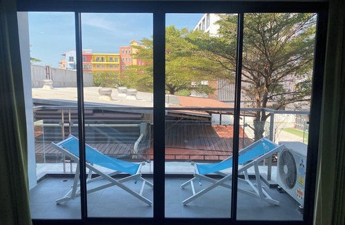 Ban Bang Saen Hotel | Panitar Haus