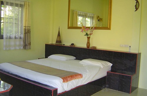 Warin Chamrap Hotel | Mini Golf & Resort Ubon Ratchathani