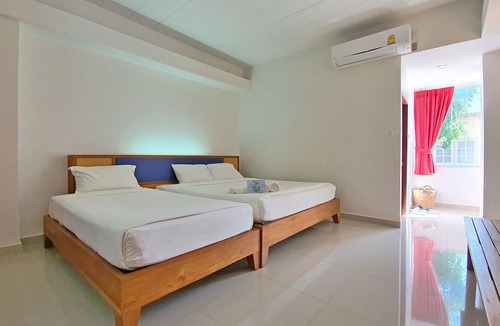 Mae Sot Hotel | J2 Hotel