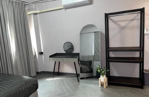 Phra Khanong Nuea Hotel | Inntown