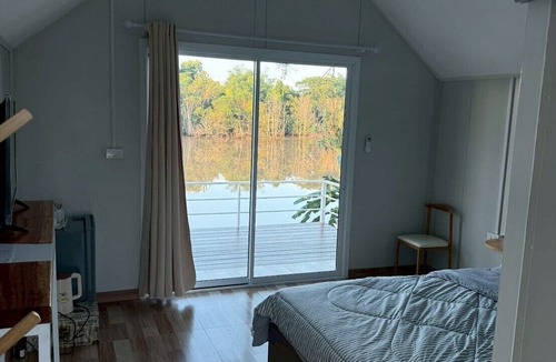 Uttaradit Villa | Rim Nam Ozone Homestay