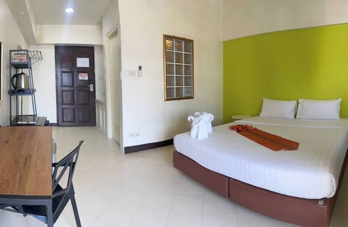 Thanon Phaya Thai House | Room-private Apartment in City Center an
