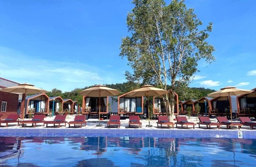 Koh Rong Resort | Royal C Beach Resort