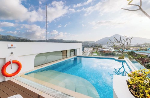 Kathu Apartment | 2BR Close to Beach Pool Views C256