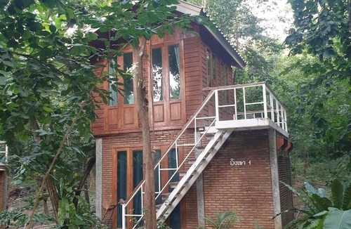 Uthai Thani House | Phawaeng Resort