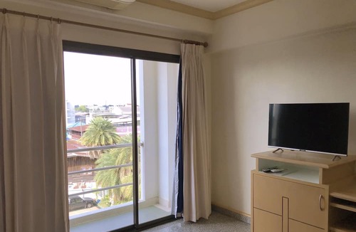 Nai Muang Hotel | Maneerote Hotel Surin