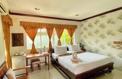 Samut Songkhram Resort | Dhammachart Riverview