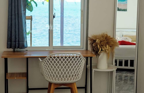 Bang Po Hotel | Oceanfront Villa at Bang Po Beach