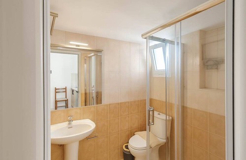 Agia Pelagia Apartment | Beachfront Panorama Aprtmnts - Kythira Seaside Gem