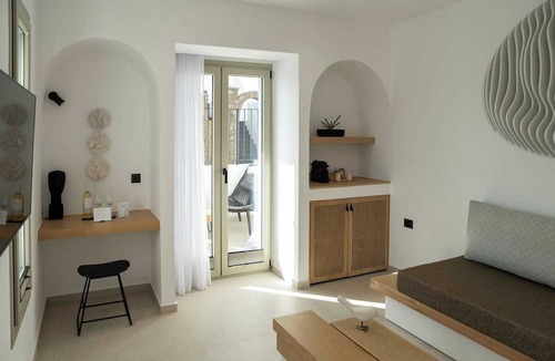 Apollonia Hotel | Kalea Suites
