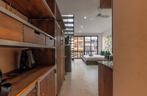 Daun Penh Apartment | Lofty Comfort Stay-Relax by Soben Home