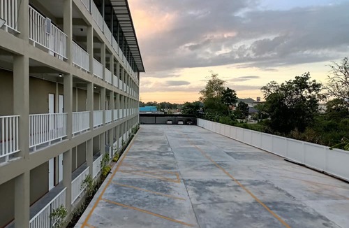 Phetchaburi Hotel | The Peachhotel