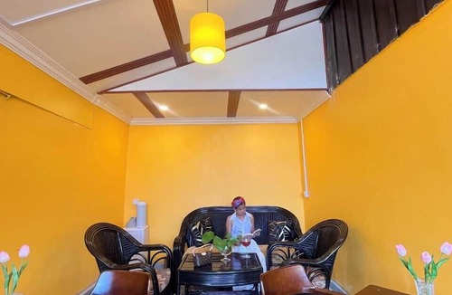 Ponhea Lueu House | Samroas Homestay