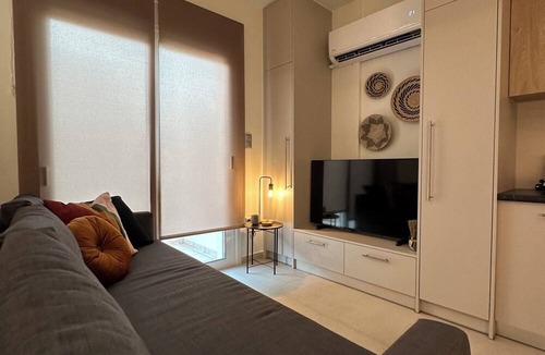 Aigaleo Apartment | Καλώς ήρθατε στο Estia Athens Apartment. Το διαμέρισμα, στο κέντρο του Αιγάλεω!