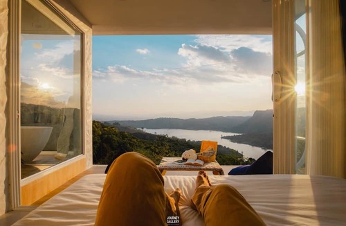 Mae Suai House | Make me see cloud