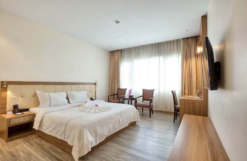 Tuol Kouk Hotel | Le President Hotel