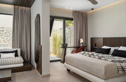 Misiria Hotel | Dyo Beach Suites