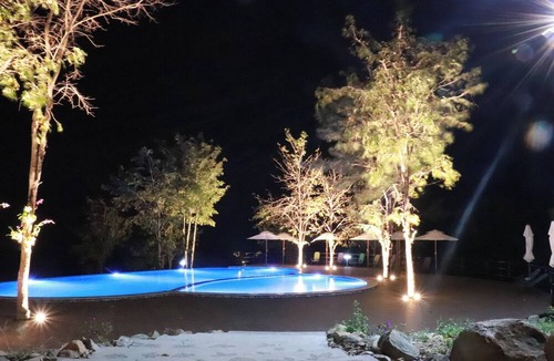 Samlout Resort | Happiness Long Bridge Resort
