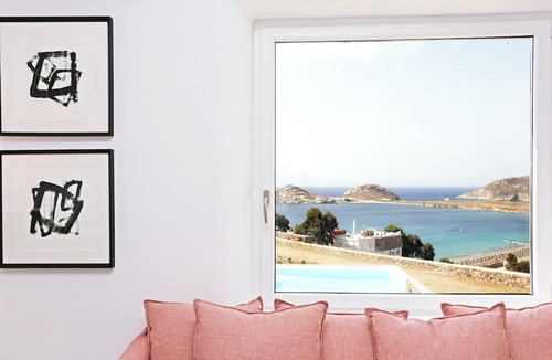 Kalafatis Villa | Waterfront Villa Angelika Pink Pelikan