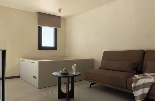 Mikri Vigla Hotel | The Key