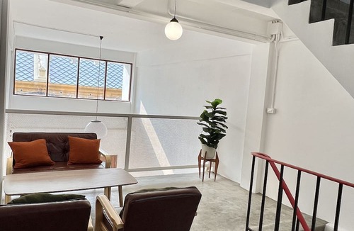 Pom Prap Sattru Phai House | Sabay Home