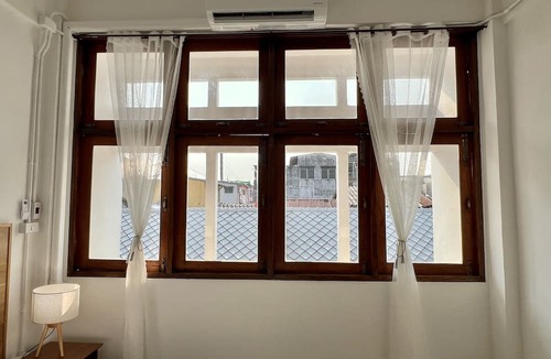 Pom Prap Sattru Phai House | Sabay Home