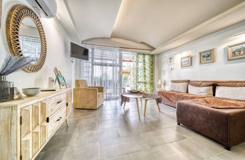 Kamena Vourla Apartment | Magical View Studios 1 Asproneri, Kamena Vourla