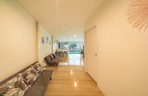 Ban Chang Hotel | GAO Phala beachfront hostel & pool villa