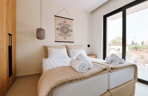 Mytikas Villa | Melior Villas