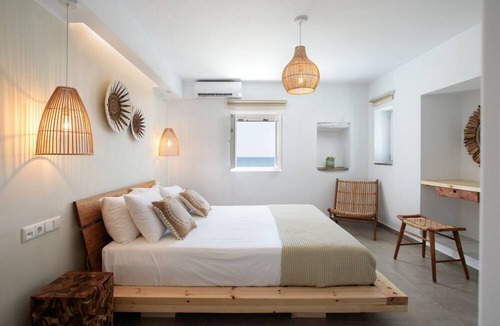 Naxos House | Phoenicia Naxos