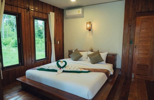 Nuea Khlong Resort | COCO Canopy Boutique Resort