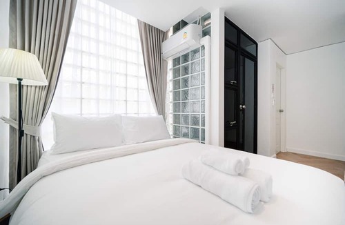 Chom Phon House | Mitt Haus BKK