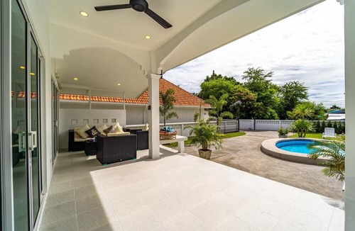Hua Hin Villa | 4 Bedroom Private Pool Villa (OV10)