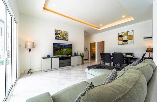 Hua Hin Villa | 4 Bedroom Private Pool Villa (OV10)