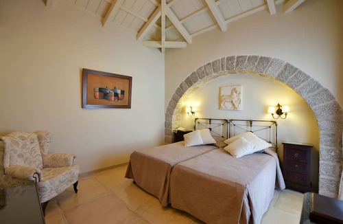 idhra Hotel | Angelica Boutique Hotel