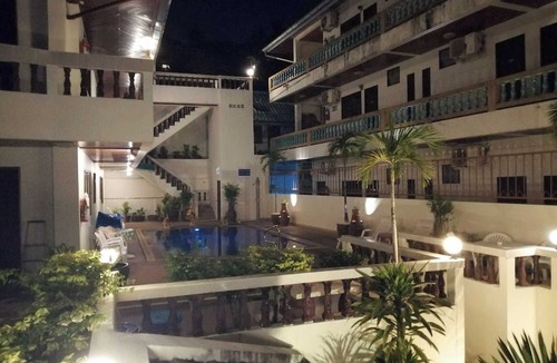 Nanai Road Hotel | Blue Sky Residence