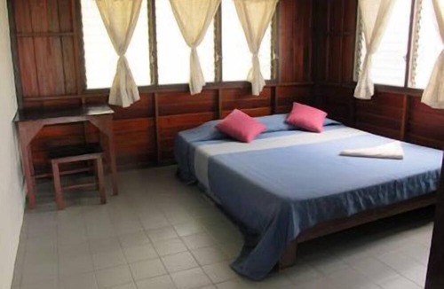 Nuea Khlong Hotel | Joy Bungalow