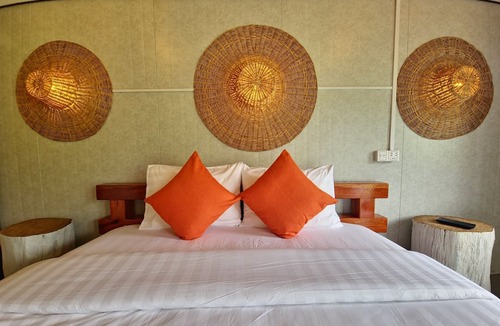 Tbaeng Meanchey Cabin | Cow Barn Cafe and Lodge Preah Vihear