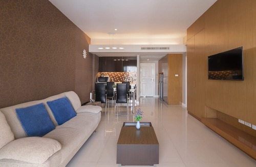 Khlong Toei Hotel | At115 by Rompo Mansion