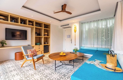 Cherngtalay Hotel | OUTRIGGER Surin Beach Resort