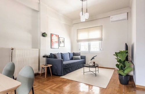 Exarhia Apartment | Harmonious 2BR Apartment in Exarchia