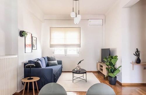 Exarhia Apartment | Harmonious 2BR Apartment in Exarchia