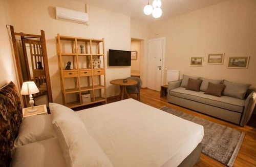 Pangrati Apartment | Dreamy Flat With Balcony in Pangrati-hilton Area!
