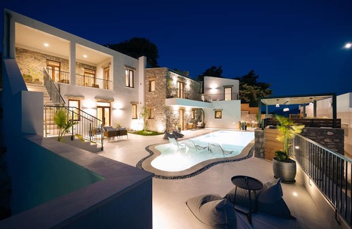 Mirthios Apartment | Mirthea Suites