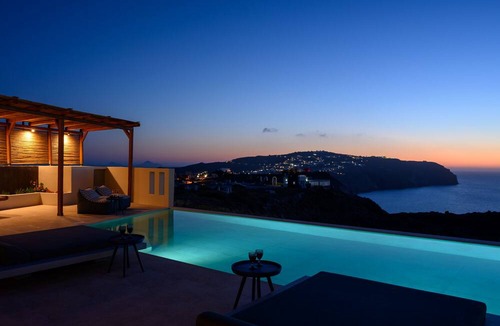 Akrotiri Villa | Ambeli Sunset Villas